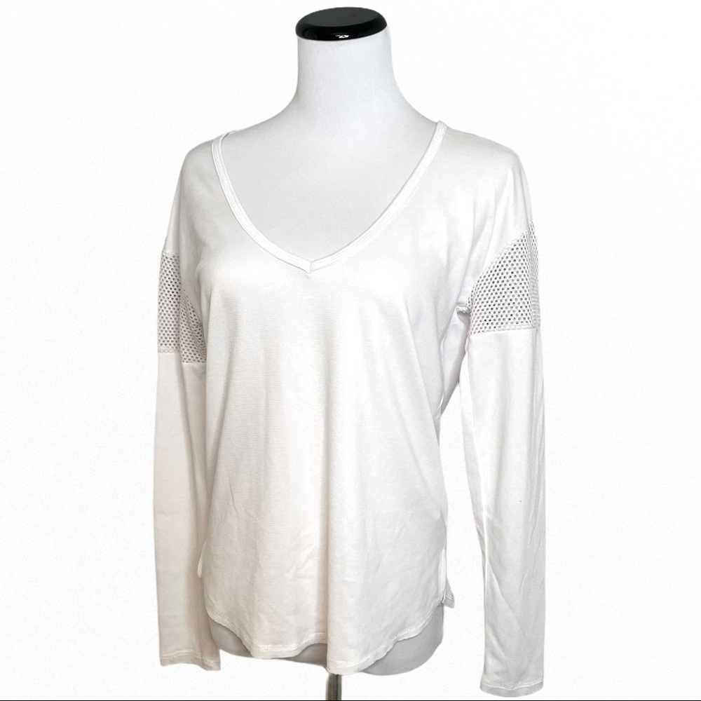 HURLEY X NIKE WHITE PULLOVER TOP XS